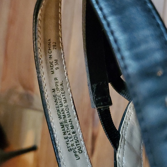 Guess stilettos. Women's size 9.5 - Picture 5 of 6